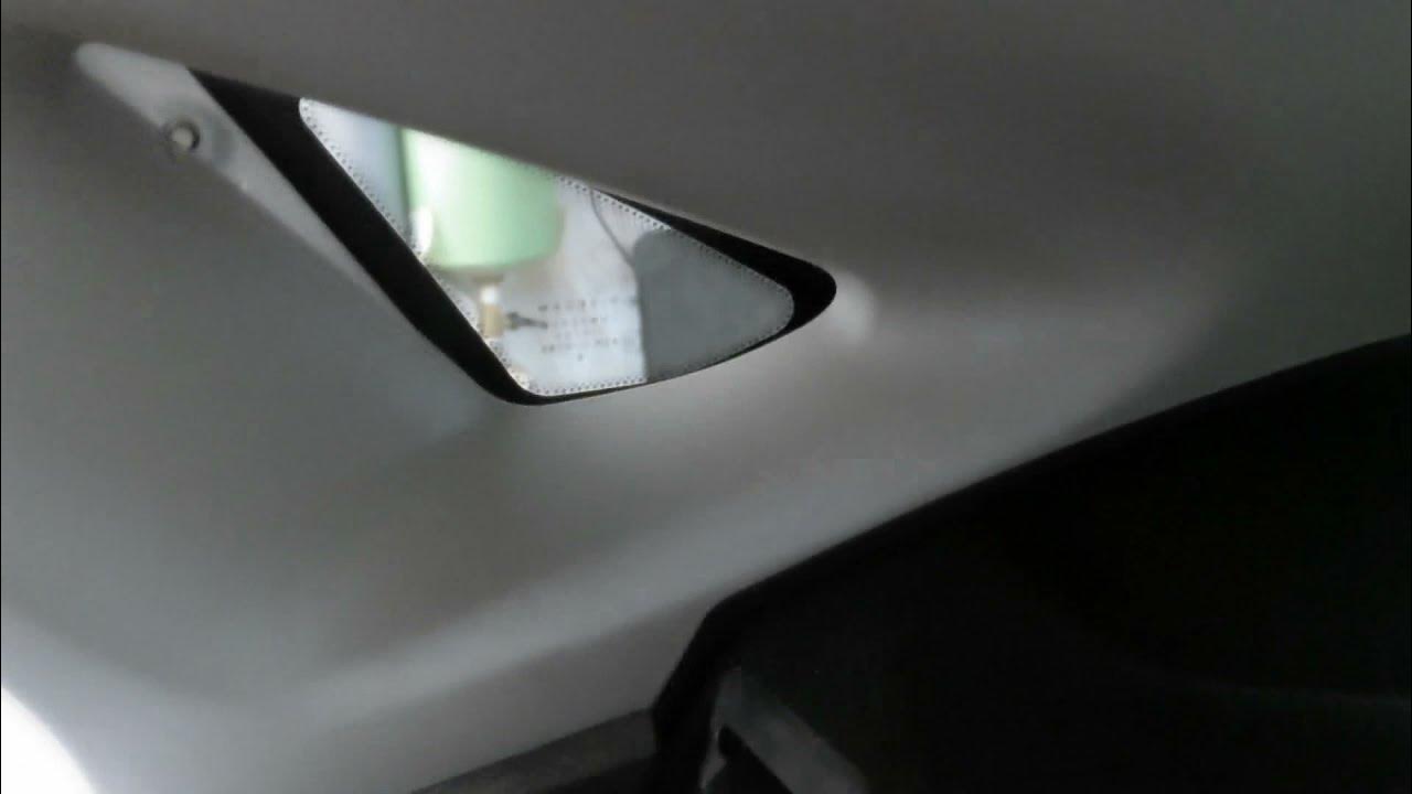 Как снять полку на весте Сверчок-бардачок Lada Vesta SW Cross, 1,8 л, 2018 года своими руками DRIVE2