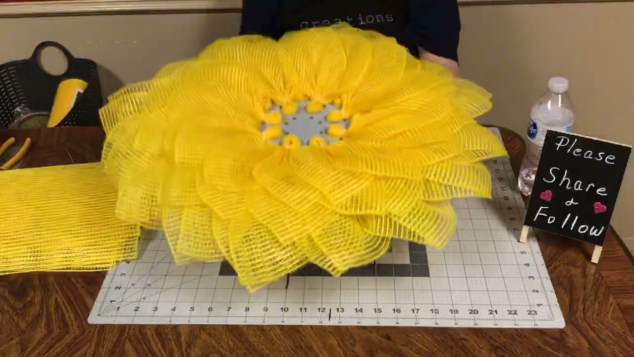 Creations By Gwili - Unique in the Creek small flower board