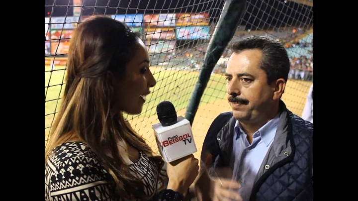SHANELLY GUZMAN entrevista a AARON RIVAS LOAIZA
