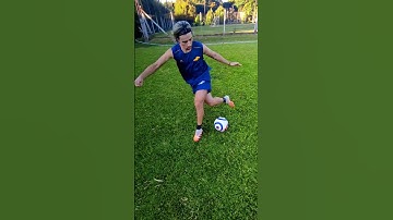 🟢 TUTORIAL DO DRIBLE DESCONCERTANTE DO NEYMAR 😱🤪⚡#futebol #tutorial #neymar #dribles #shorts