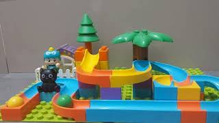 Let's build a fun marble maze with building blocks! ☆ Building block marble run with lego duplo