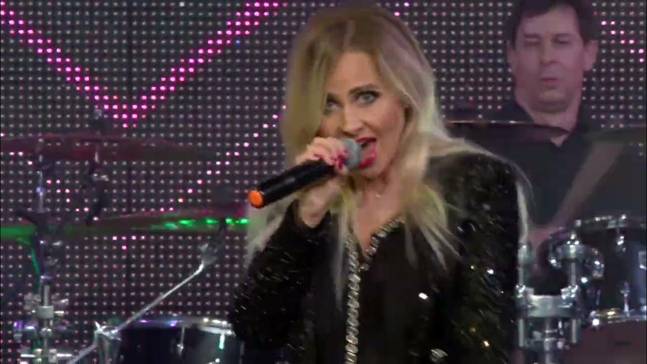 Солистка группы леди. Юля шереметьева фото певица. Юля шереметьева mp3. Юля шереметьева и наташа ранголи. Юля шереметьева mp3.