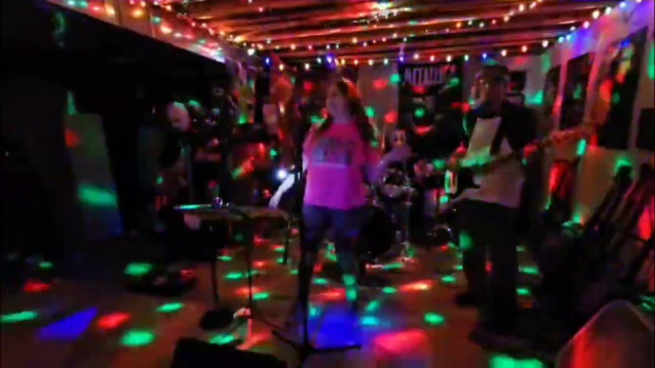 Halloween Party Band - Plush