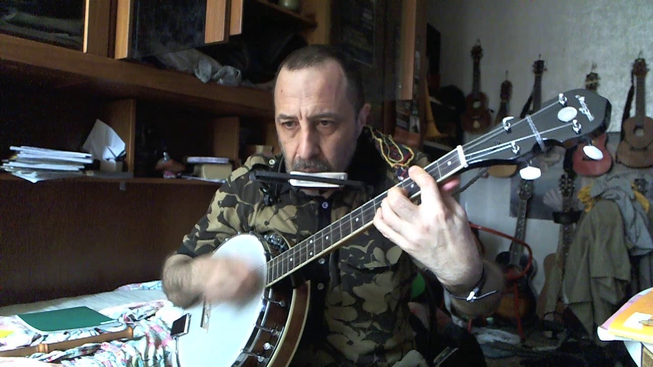 ON TOP OF OLD SMOKEYTenor banjo ,harmonica,recorder,voice.Val YouTube