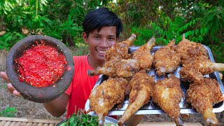 Yummy! Eating Crispy Chicken Thighs