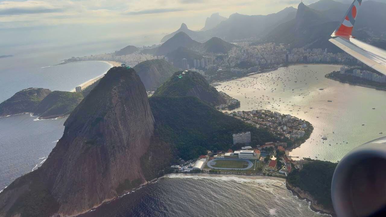 DECOLAGEM NO AEROPORTO SANTOS DUMONT | PONTE AÉREA RIO - SP