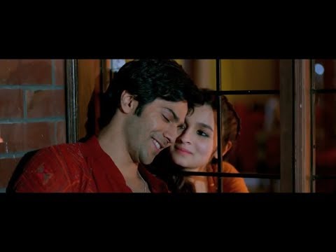 Alia bhatt and Varun love scene