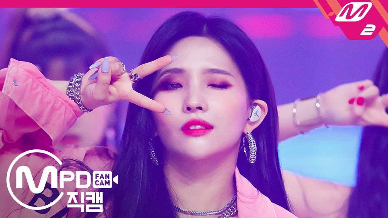 ソヨン「사랑해(Luv U)」公式Fancamのサムネイル