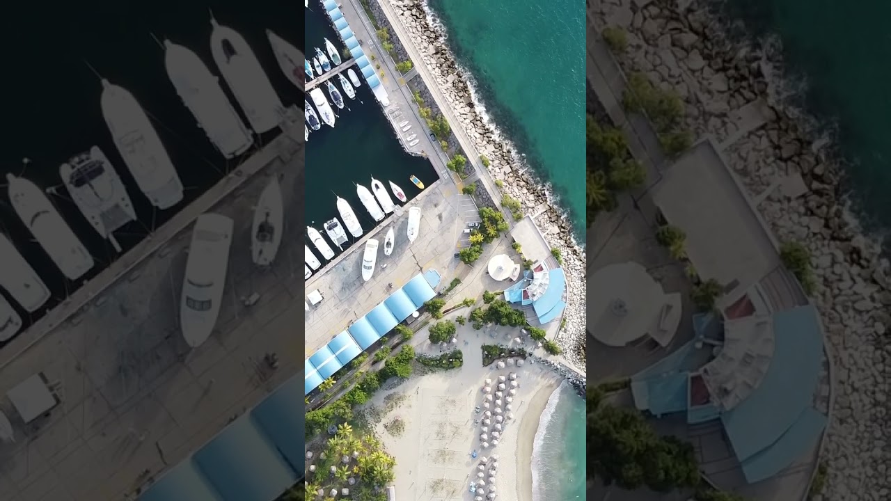 Playa oceánica Puerto Azul - La Guaira - Venezuela 