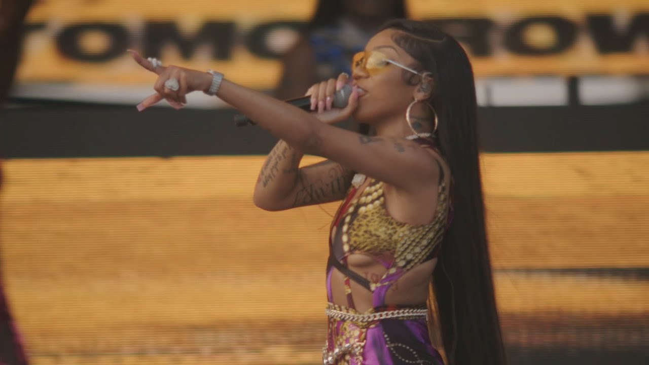 GloRilla LIVE @ Rolling Loud Miami 2023 [FULL SET]