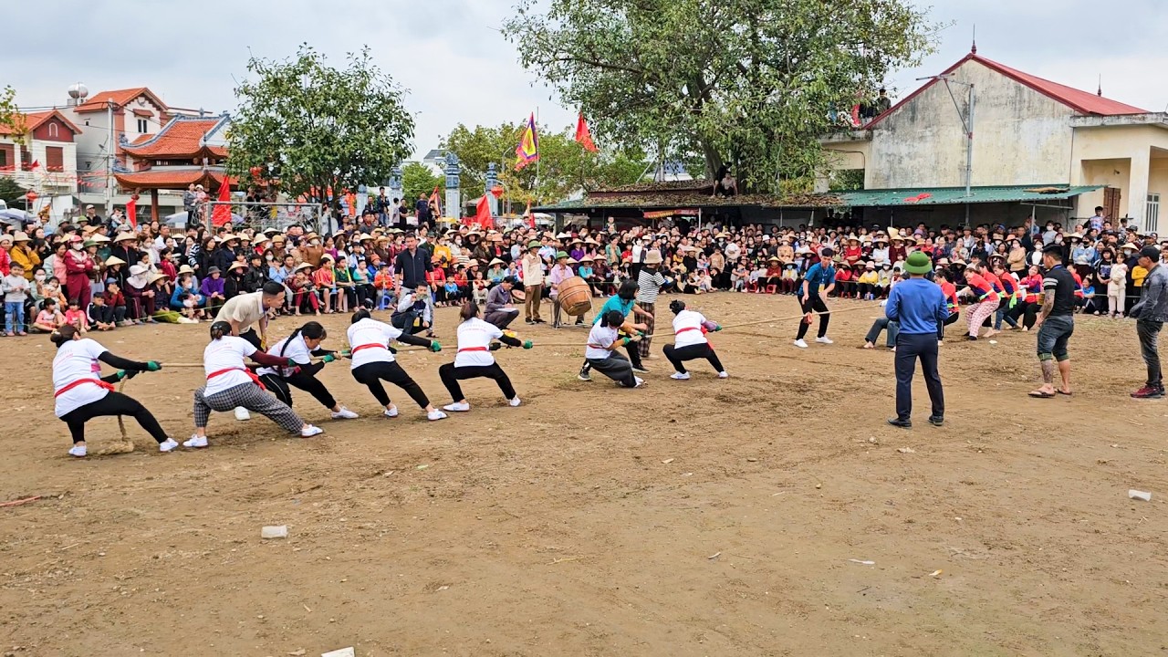 Giải Kéo co nữ Hội Đình Đền Lạc Dục - 2026