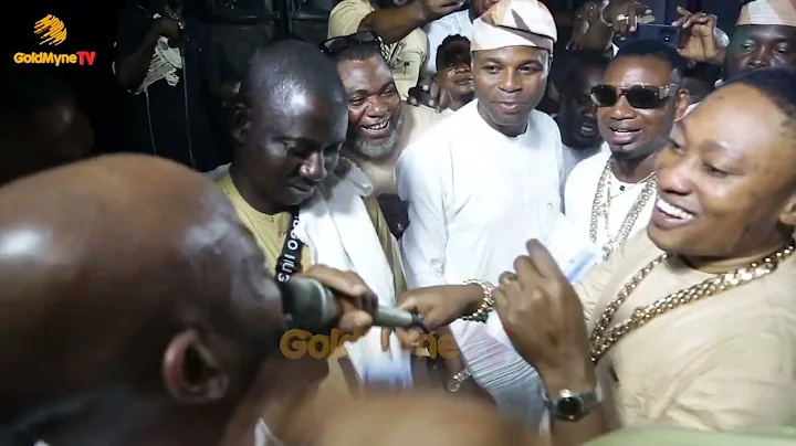 FUJI MAESTRO ATAWEWE HAILS MUSTAPHA SEGO, THROWS SHADE AT MC OLUOMO ON STAGE