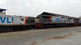 A GUERREIRA LOCOMOTIVA U20-2502.E AS LOCOMOTIVA DASH9.