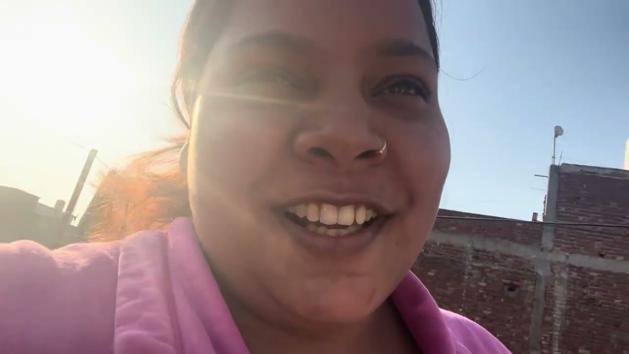 Aaj   #Simmba  ￼#  Khana leke aaya😘🧿