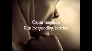 May-Gadis Bertudung Putih with lyrics