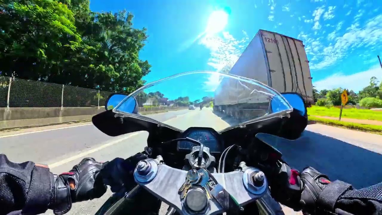 PONTO DE ENCONTRO FRANGO ASSADO E PARTIU ESTRADAS DE SOCORRO COM VARIAS MOTOS.  