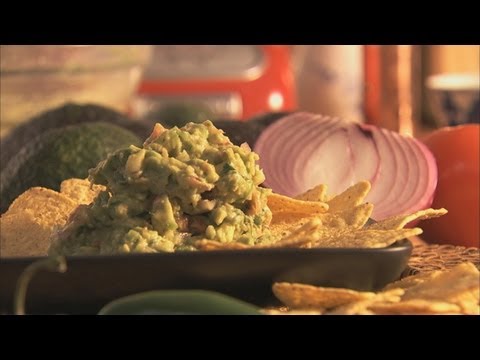 Easy Guacamole Recipe. 
