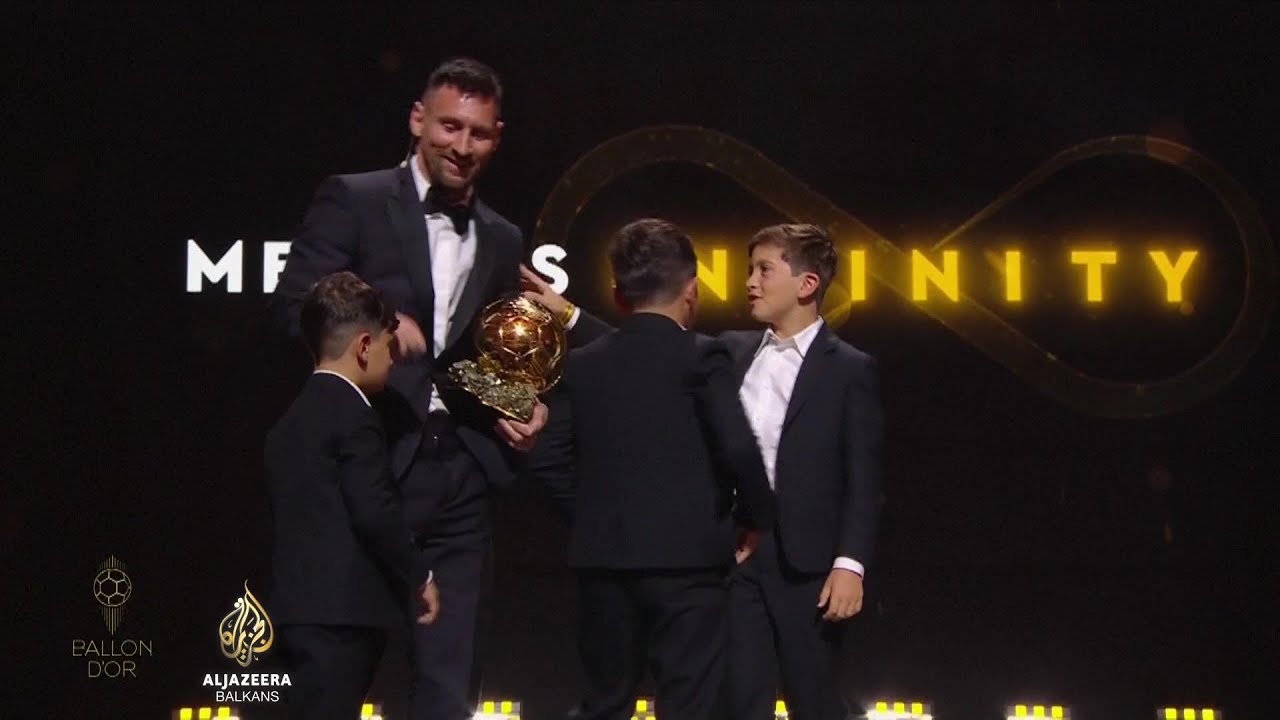 ميسي يفوز بالكرة الذهبية، ويقود الأرجنتين إلى لقب كأس العالم