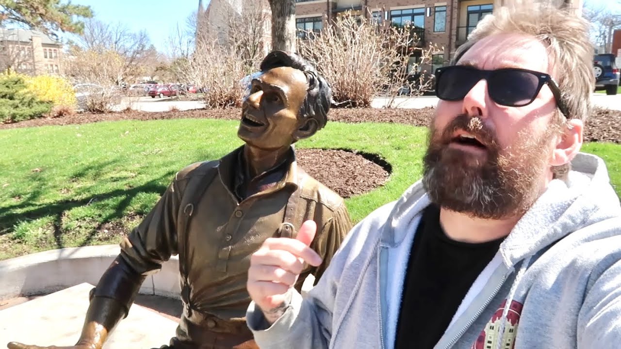 Unusual Roadside Stops In Chicago Suburbs Worlds Largest Laundromat