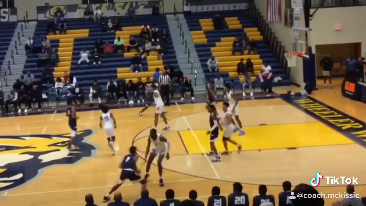 6’3 DaQuan Riggins