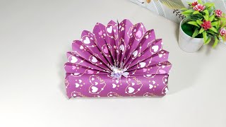 Bungkus Kado Jilbab Dengan Hiasan Kipas