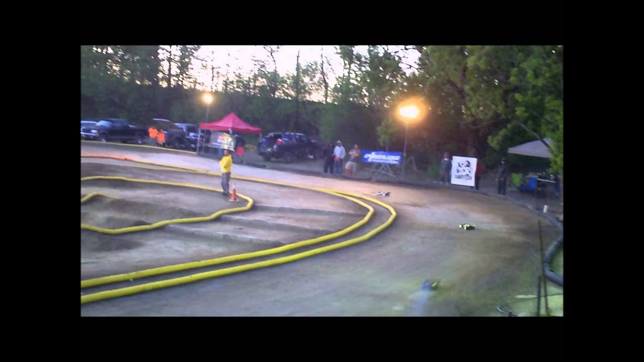 2013 Mr B Day 1:8 Nitro Buggy A Main at Barnstormers RC Anthony Mazzara