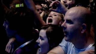 Oasis - Half The World Away - Live At iTunes Festival 2009