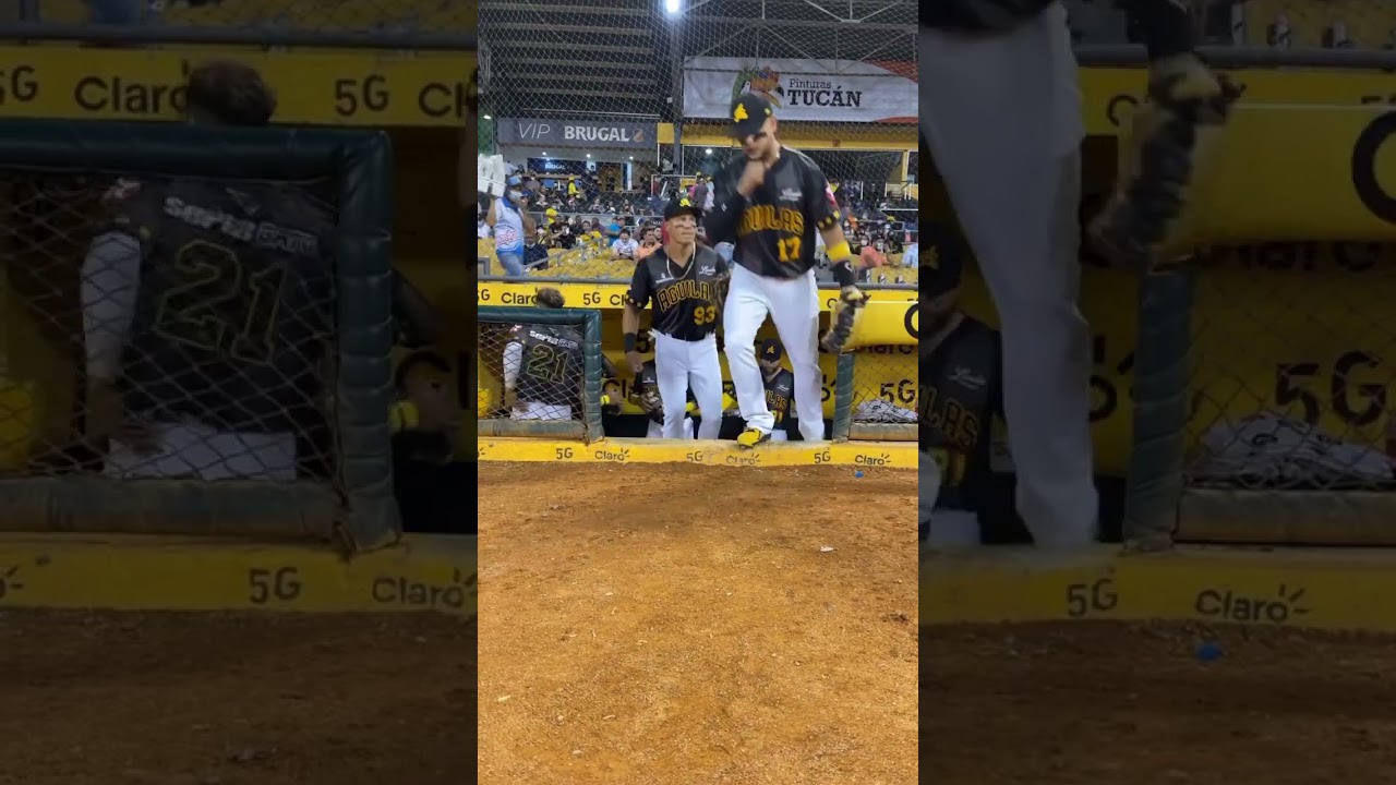 Así salió el equipo de Las Aguilas Cibaeñas al Terreno de Juego