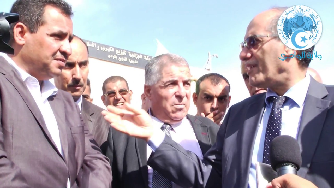 والي ولاية الوادي يقوم بزيارة لساحة الشباب بوسط مدينة الوادي