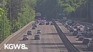 Crash closes Interstate 5 northbound lanes south of downtown Portland