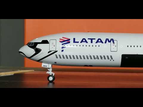 JC Wings 200 LATAM Brasil B777-300ER(Special Commemorative Star
