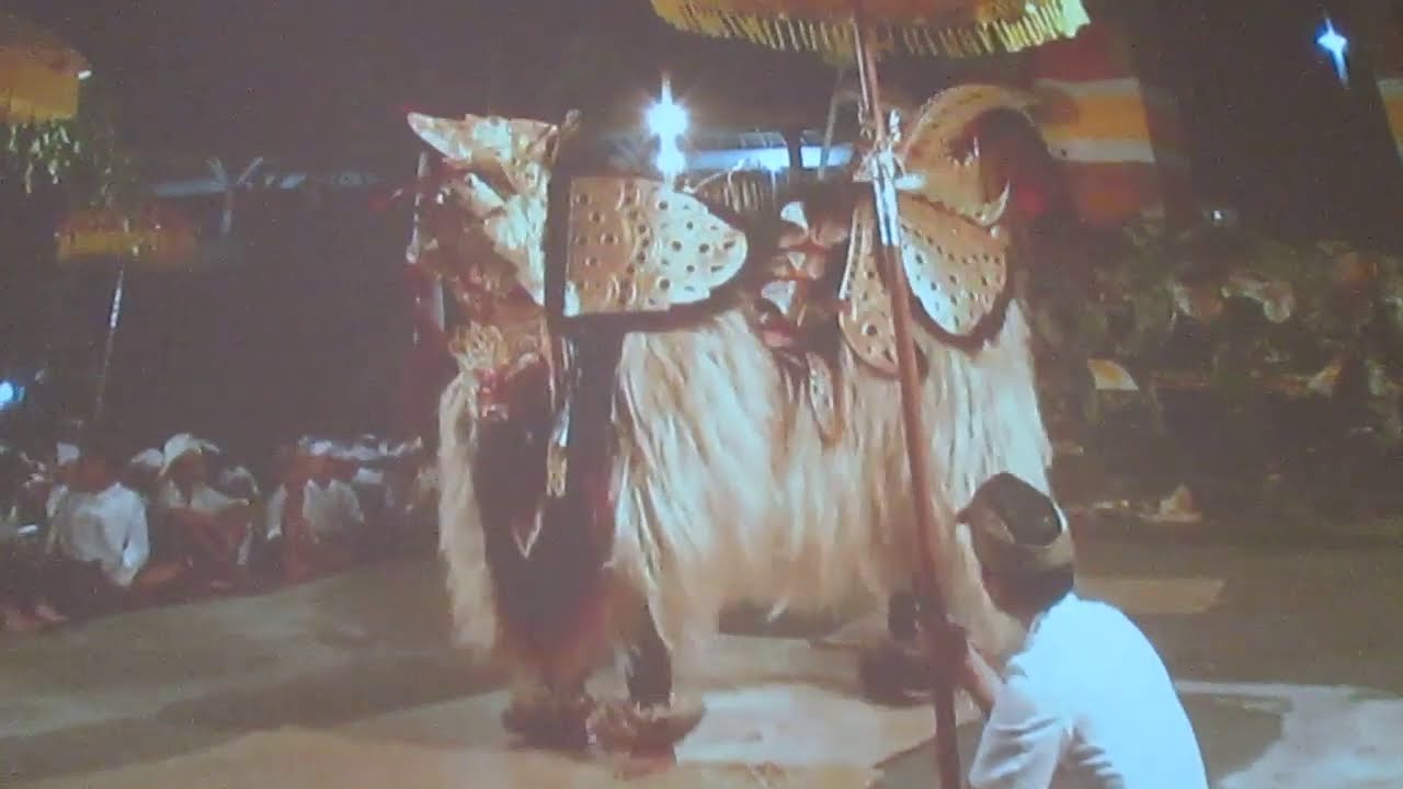 インドネシア】聖獣バロンと魔女ランダ（バリ島）Barong & Rangda Bali 