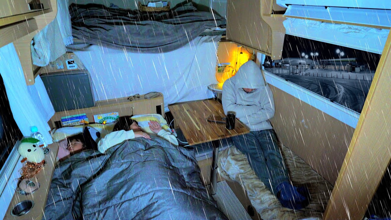 Автомобильный кемпинг в зоне сильного снегопада | Конец долгого путешествия