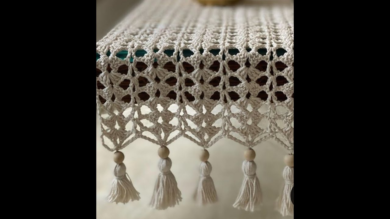 سهل وسريع مفرش كروشيه للمبتدئين    How to crochet sample table runner