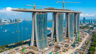 How Singapore Built A MASSIVE Ship Sized Infinity Pool 200 Meters Above The City