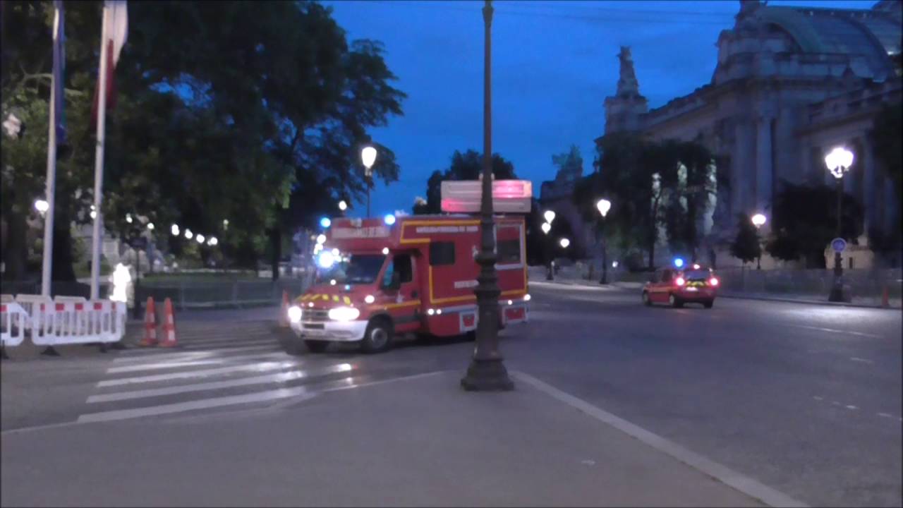 services de secours sur Les Champs Elysées Paris 10 juillet 2016