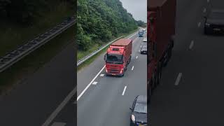 ~ Van Harten ~ lekker geluidje @trucks4life326 #truckspotting #oldskool #barregøander #v8