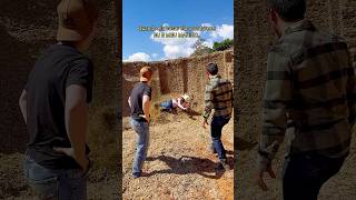 Tentando subir no silo , Fábio chamou a Ruiva de pata choca kkkk #humor #comedia #engraçado #meme