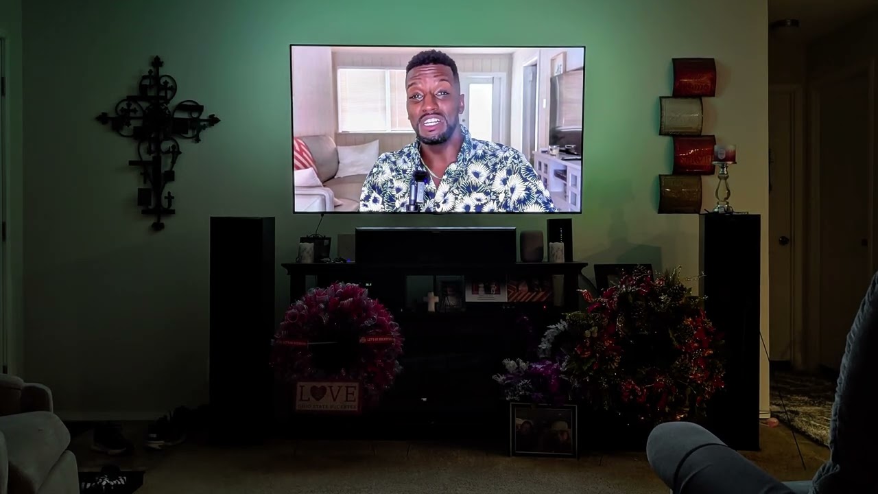 watching Jay The nomad ship life