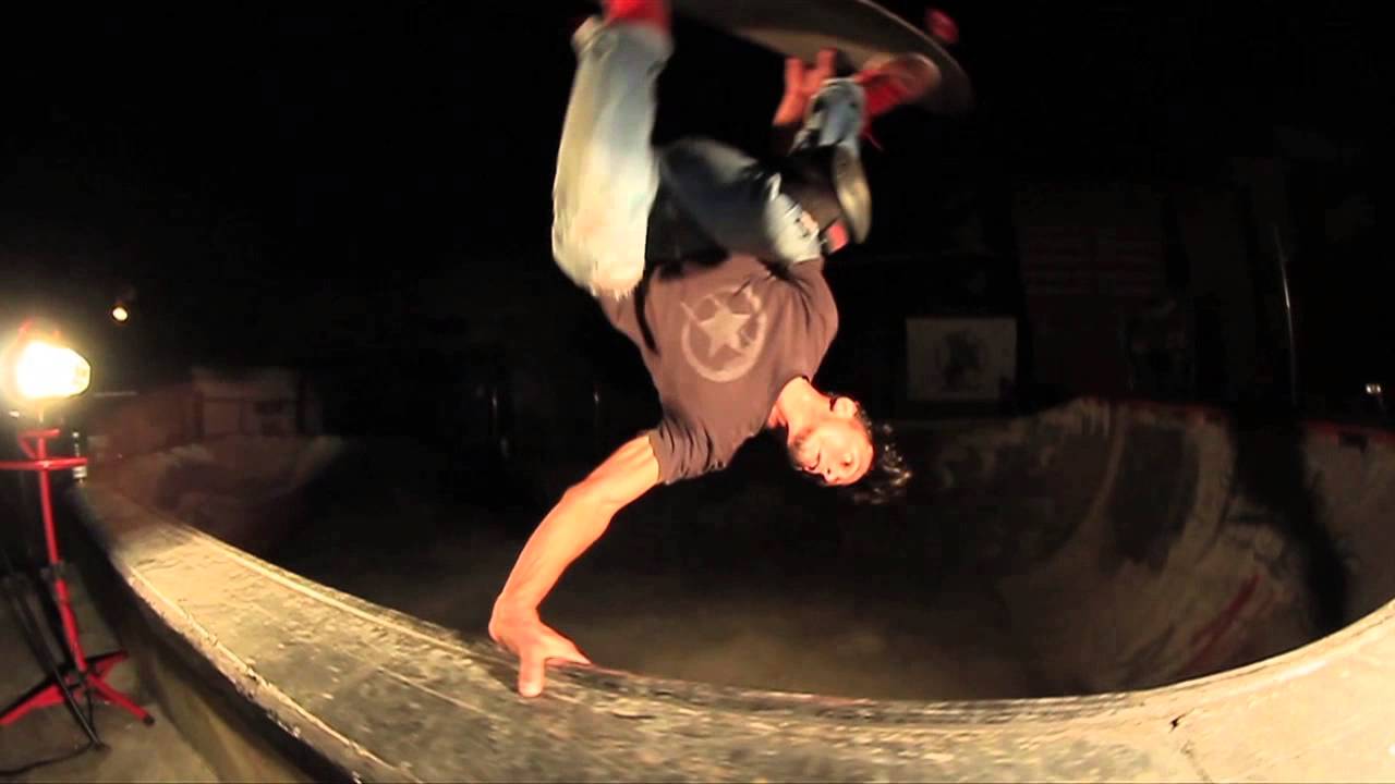 Gonzalo "Chalo" Villegas - Mal de Parkenson @ Black Bones Skatepark - SIETE58