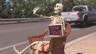 Woman Uses Fake Skeletons to Tell Drivers to Slow Down screenshot 3