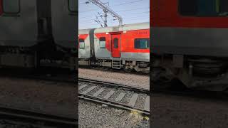22221 Rajdhani express going mtj to H Nizamuddin