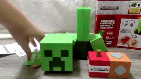 Unboxing a Minecraft Exploding Creeper