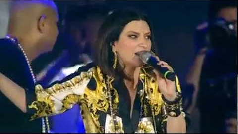 Laura Pausini - Son amores feat. Gente de Zona