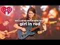 Capture de la vidéo Girl In Red Talks About The Collab On Her New Album, How She Met Her Girlfriend & More!
