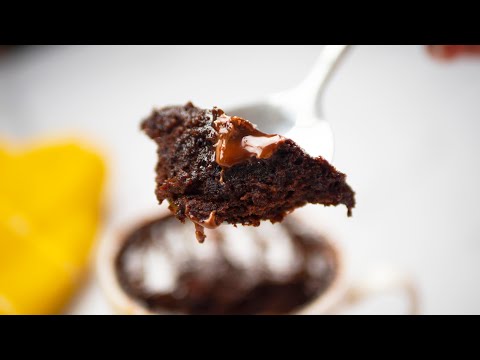Video: How To Make A Chocolate Cupcake In A Mug