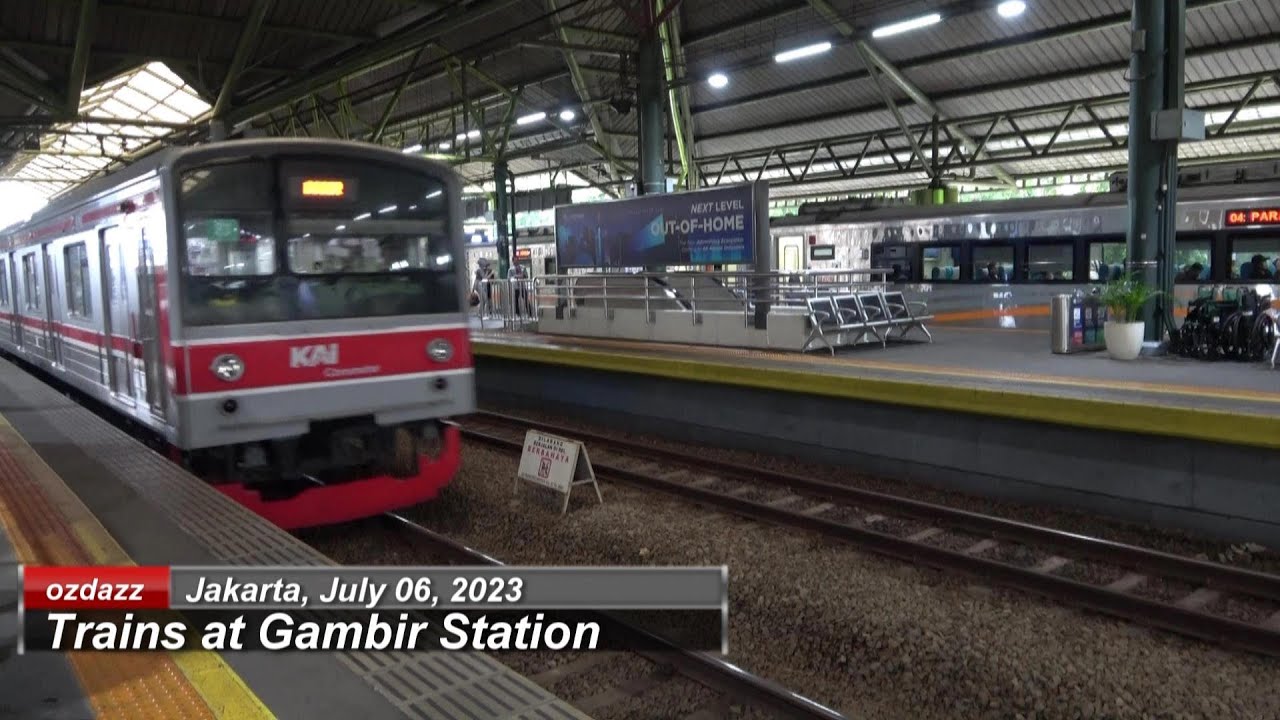 Trains at Gambir Station, Jakarta - YouTube