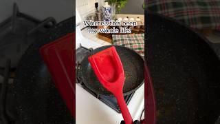 Easy egg flip invention! 🍳#egg #breakfast