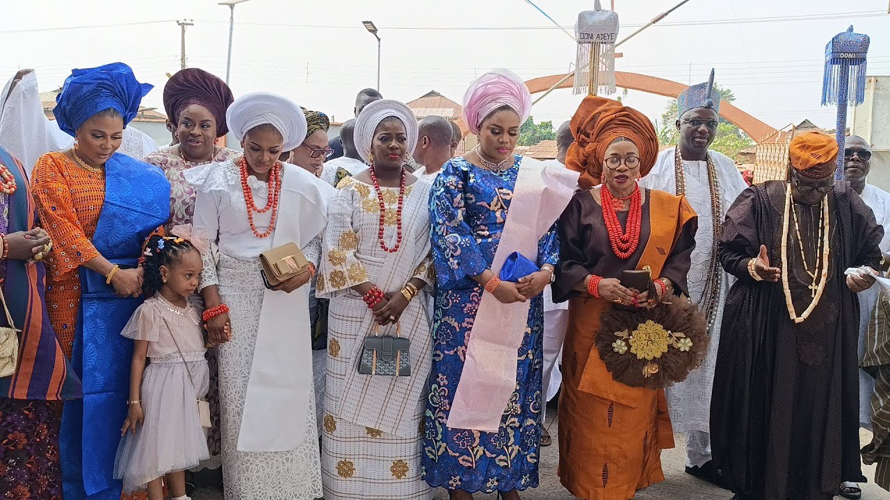 OONI'S OF IFE'S RAVISHING QUEENS DANCING WITH OLORI AGBA AT HER 70TH BIRTHDAY THANKSGIVING SERVICE
