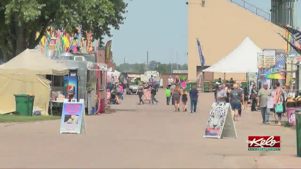 Taking a look at how newly imposed curfew at Sioux Empire Fair is working